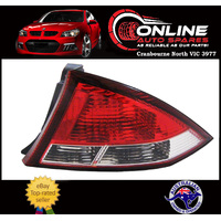 Taillight RIGHT fit Ford AU Sedan CLEAR Indicator XR6 XR8 NEW 98-02 tail light